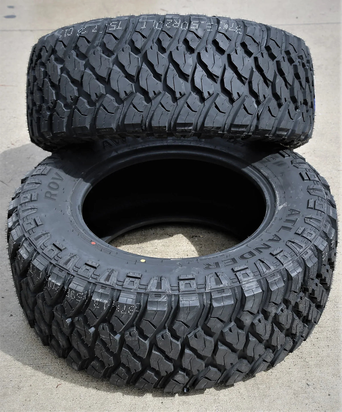 Atlander Roverclaw M/T I LT 305/70R17 Load E 10 Ply MT Mud Tire